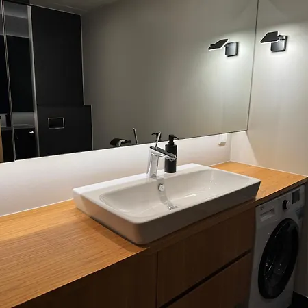 Bright & Quiet Stay, Great View Apartamento Talin